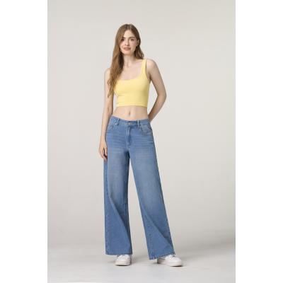 casual loose-fit denim jeans